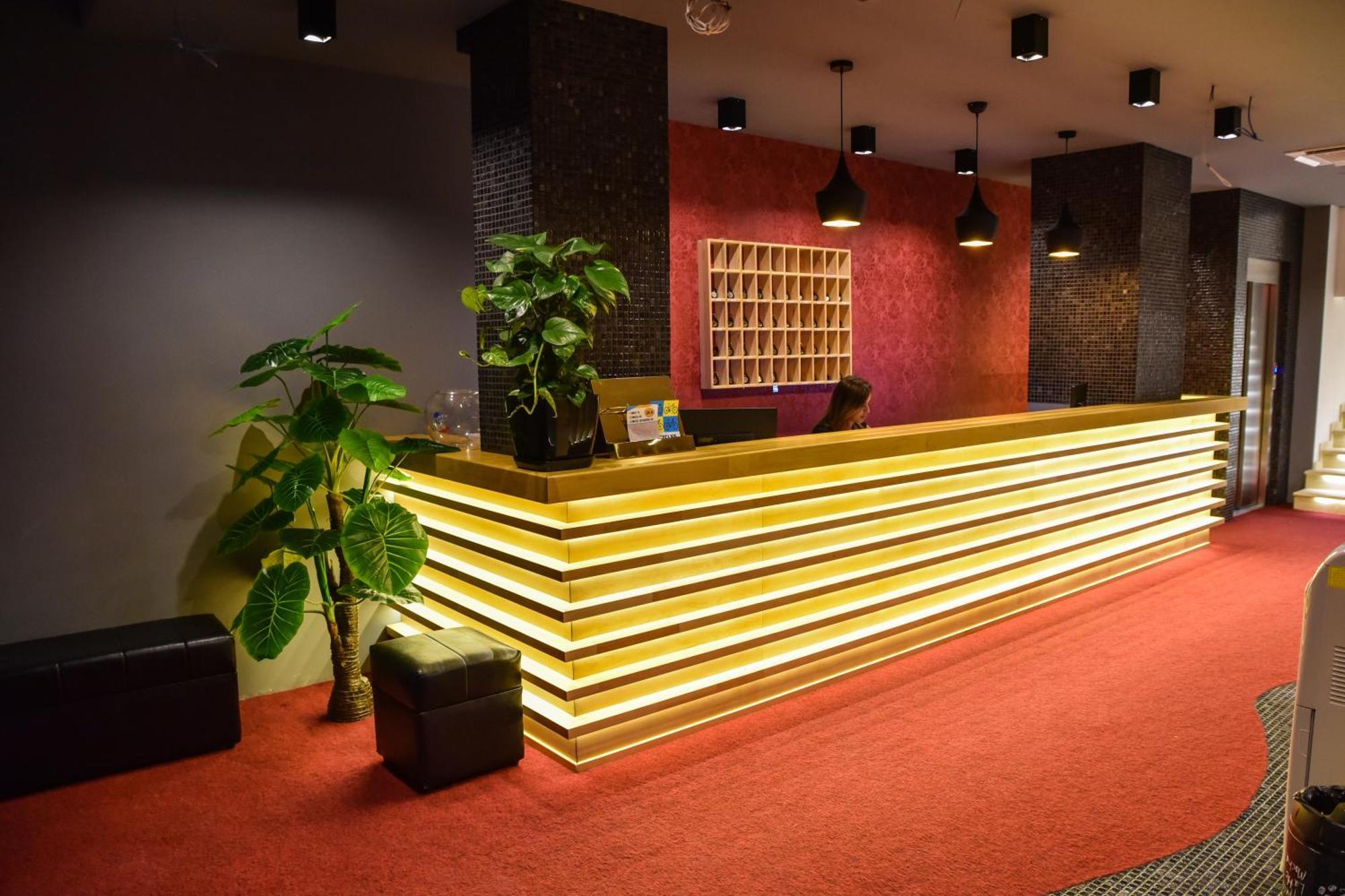 Hotel Evropa أولتْسي المظهر الخارجي الصورة